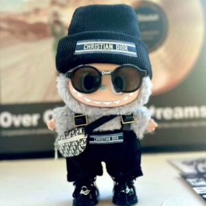 Dior monochrome streetwear outfit